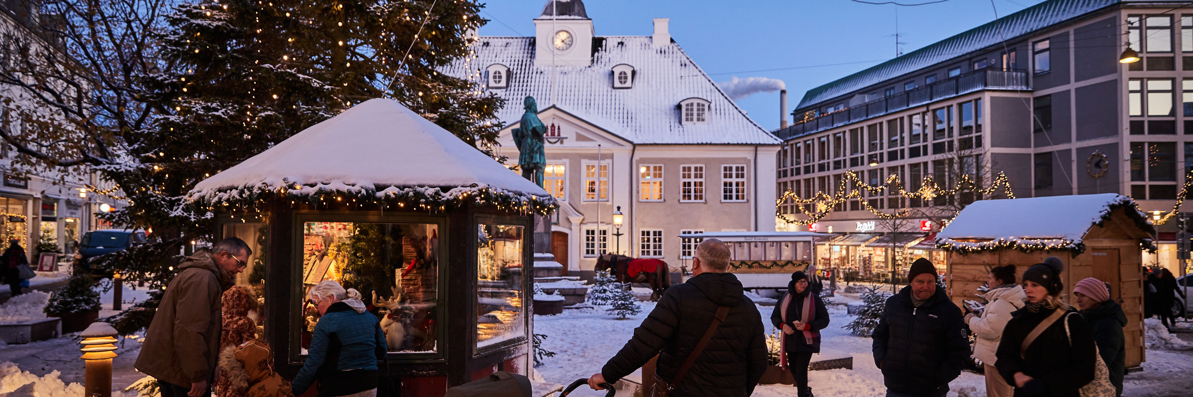 Julepynt på Rådhustorvet