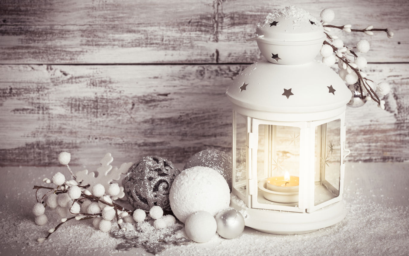 Julepynt og lanterne