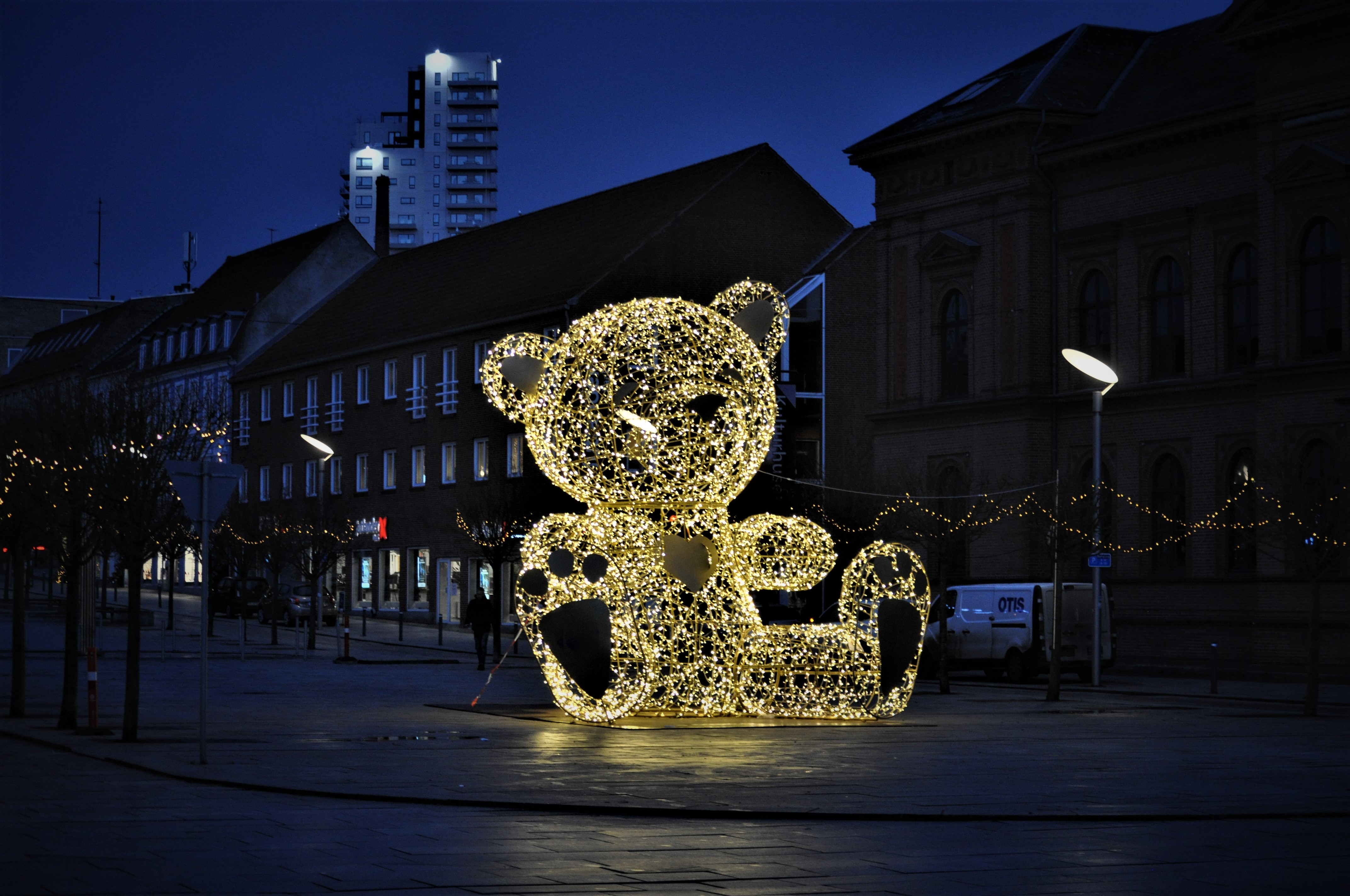 Den lysende bamse på Østervold