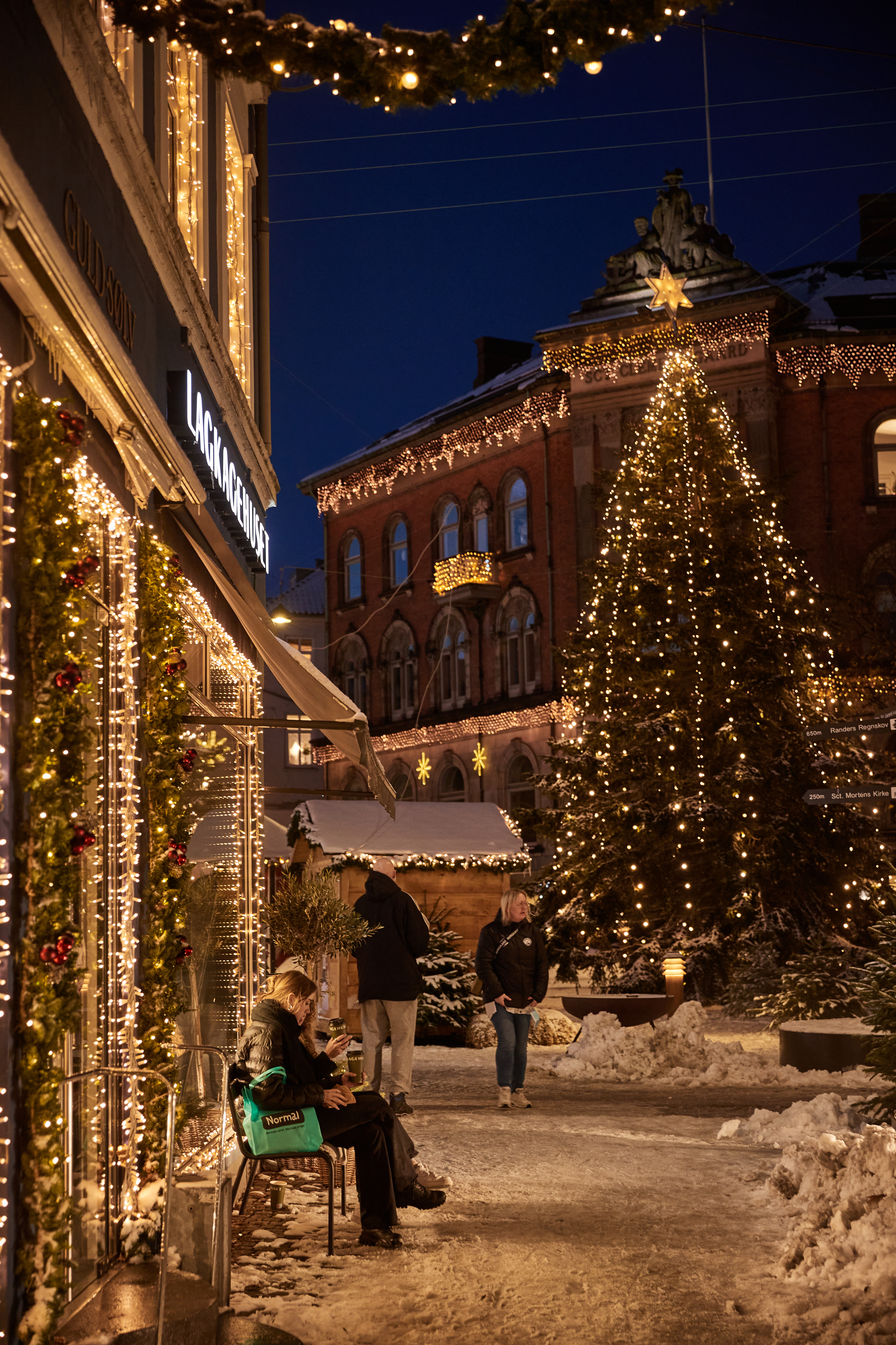 Julepynt på og ved Rådhustorvet
