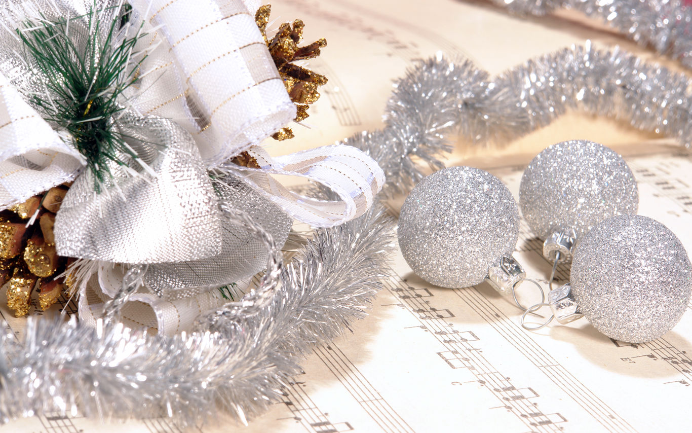 Julepynt på nodepapir