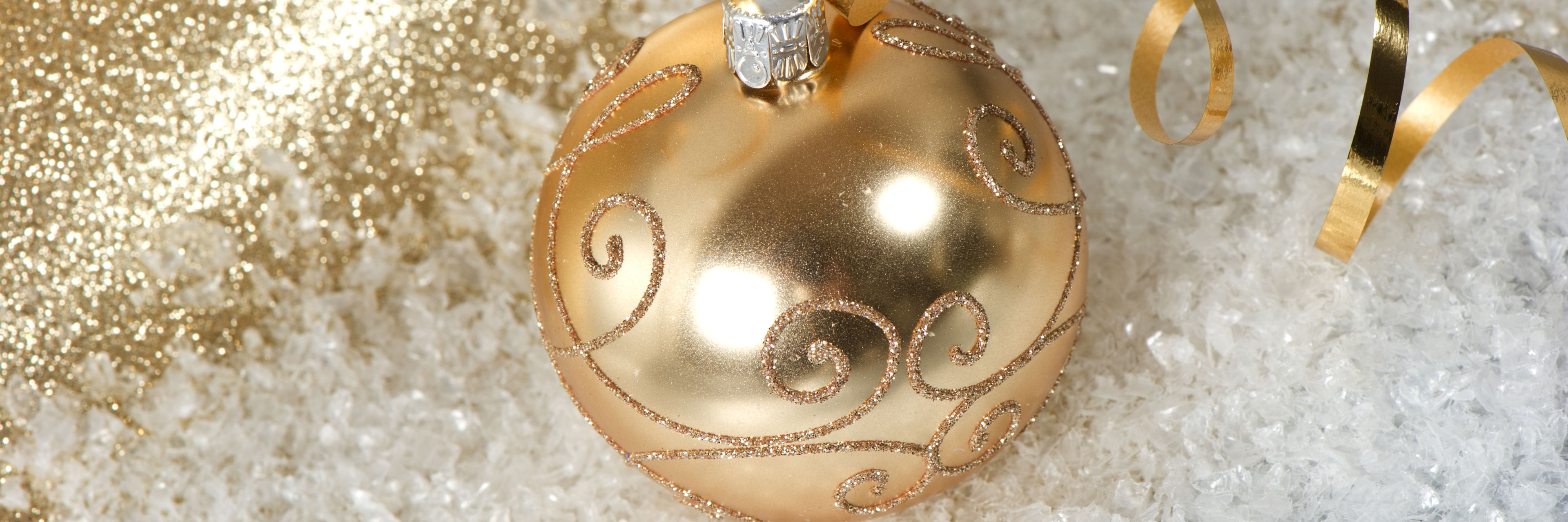 Julekugle og glimmer