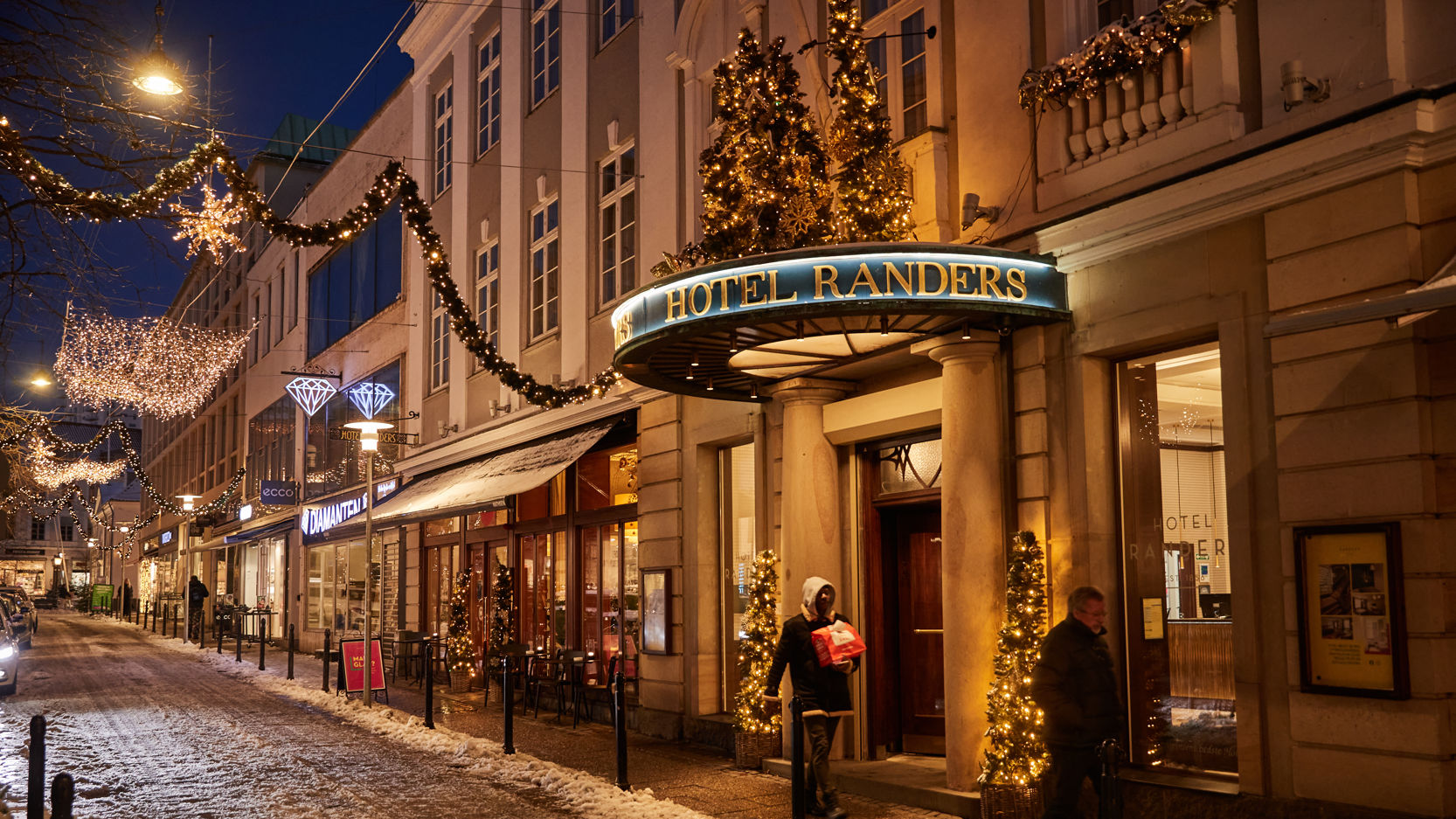 Julepynt på Hotel Randers og Torvegade